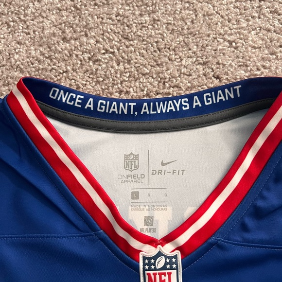 New York Giants Saquan Barkley jersey - Picture 3 of 4